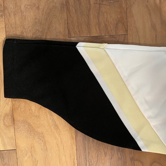 New with Tags Attached, Pittsburgh Penguins Mario Lemieux Jersey - Picture 14 of 15